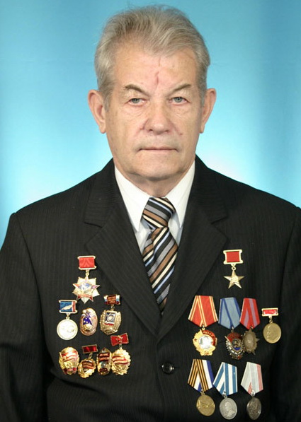 Исаков Юрий Андреевич